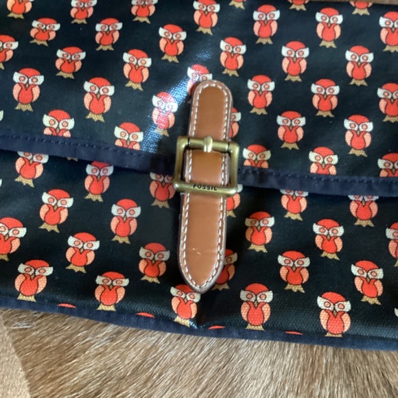 Fossil Coated Canvas Snap Closure Crossbody Handbag - Picture 6 of 6